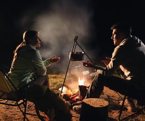 Gdzie na weekend pod Warszawą? Sprawdź klimatyczne miejsca na weekend we dwoje