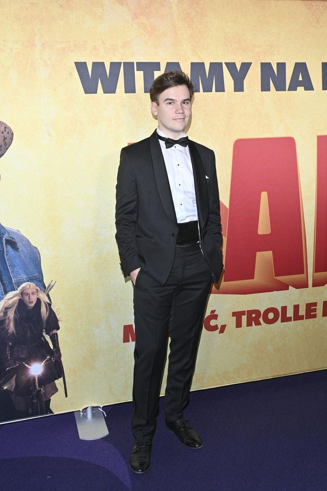 Premiera "LARP. Miłość, trolle i inne questy": Pawł Deląg z partnerką