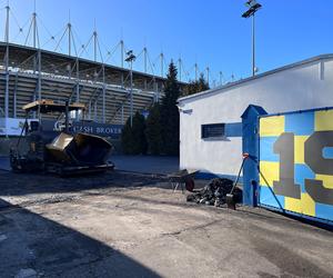 Remont w parku maszyn na stadionie Stali Gorzów