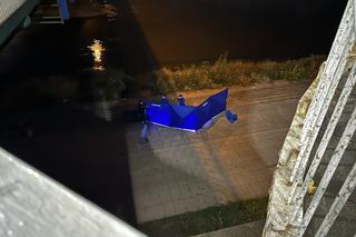 Runął z mostu prosto na beton. Nie żyje. Tragedia na Moście Gdańskim
