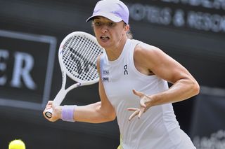 Iga Świątek pokonała Polinę Kudermietową i jest w 2. rundzie Wimbledonu!