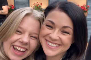 M jak miłość. Lenka (Olga Cybińska), Kinga (Katarzyna Cichopek)