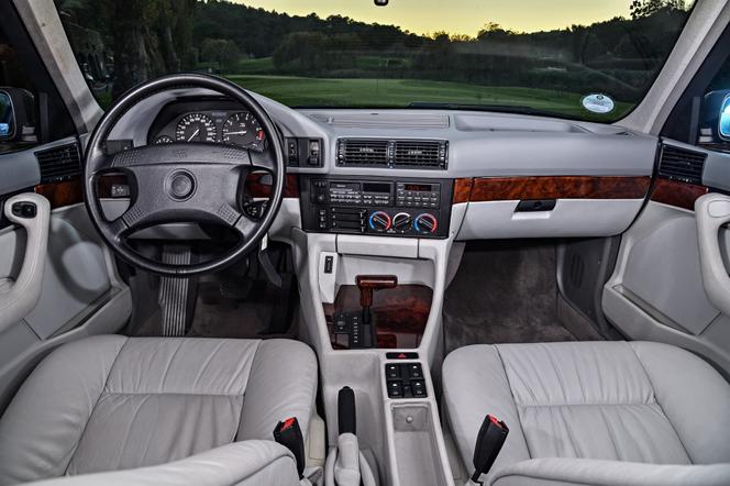 BMW serii 5 (E34)