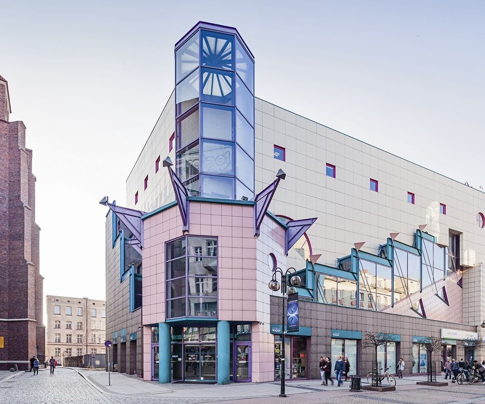 Spieszmy się kochać budynki, tak szybko odchodzą. Oto 9 wyburzonych ikon architektury, za którymi tęsknimy najbardziej