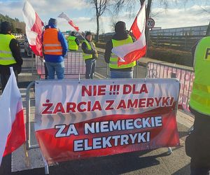 Rolnicy z woj. lubelskiego protestowali, bo mają dość unijnej polityki rolnej. Nie chcą zboża technicznego z Ameryki Południowej