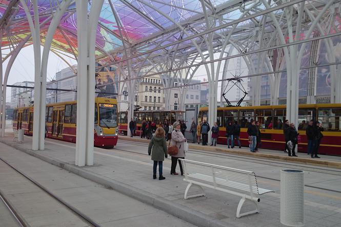 11 listopada tramwaje będą wjeżdżać na środkowy pas na przystanku Centrum