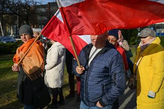 Holland, Tokarczuk i Applebaum wyróżnione. Protest przed UMCS w Lublinie