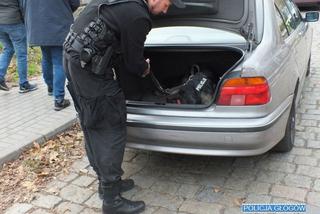 Kradzionym BMW pod wpływem narkotyków