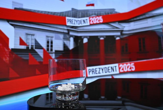Losowanie przed debatą "Super Expressu" 