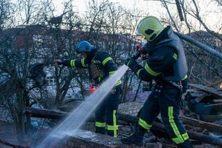 Wojna w Ukrainie. Zmasowany atak dronów na Kijów, są ranni