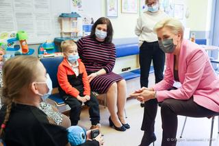 Agata Duda odwiedziła chore dzieci