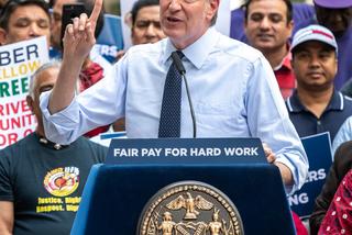 Utopili miliony w miejskich promach