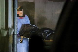 Zwłoki małżeństwa w mieszkaniu w Ostródzie. Policja odnalazła córkę ofiar