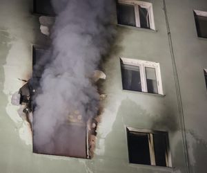 14-latka zginęła w pożarze bloku w Rzeszowie! Poszkodowanych zostało wiele osób [ZDJĘCIA, AKTUALIZACJA]