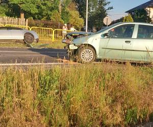 Wypadkowy wtorek! Zderzenie dwóch aut w Lubieni. Jedna osoba poszkodowana