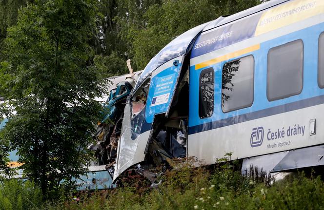 Katastrofa kolejowa w Czechach! Są ofiary śmiertelne i ranni!
