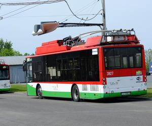 Autobusy na szelkach jeżdżą po mieście ponad 70 lat