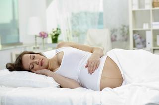 Ciąża zagrożona: przyczyny. Skąd te kłopoty z donoszeniem ciąży?