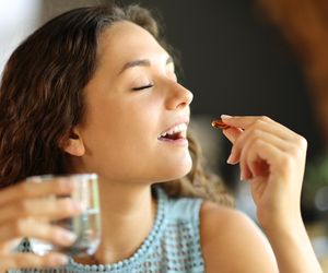 Przyjaciółka twoich oczu i skóry może być toksyczna. Tak unikniesz przedawkowania