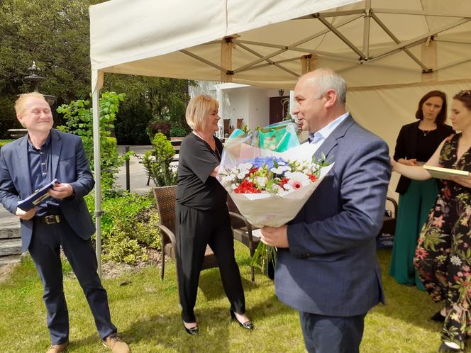 W uroczystości z okazji 10-lecia Szansy w Siedlcach wzięli udział przedstawiciele różnych lokalnych organizacji pomocowych