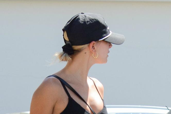 Hailey Bieber