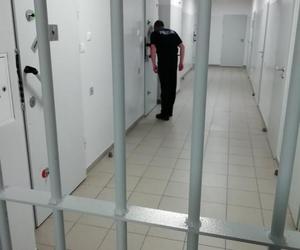 Był poszukiwany trzema listami gończymi. Wpadł, bo... nie zapłacił za taksówkę