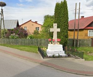 Huta Różaniecka - tę wieś na Podkarpaciu założyli osadnicy Mazurscy. Początkowo składała się ona z sześciu przysiółków 