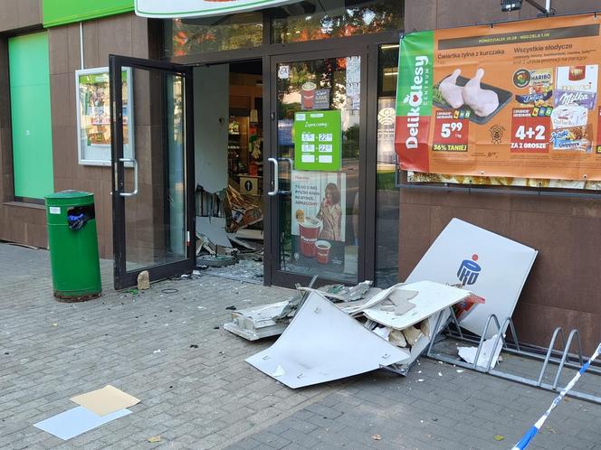 Złodzieje wysadzili bankomat w Kołobrzegu