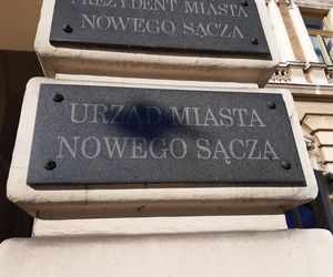 Zarzuty dla urzędników zatrzymanych przez CBA w Nowym Sączu 