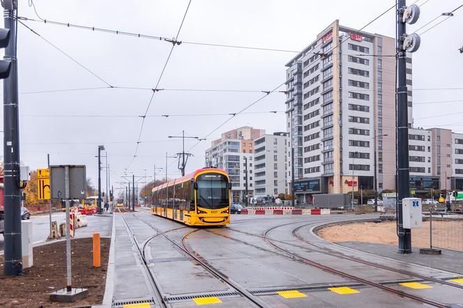 Tramwaj do Wilanowa, w głębi po prawej rozjazd w kierunku Stegien