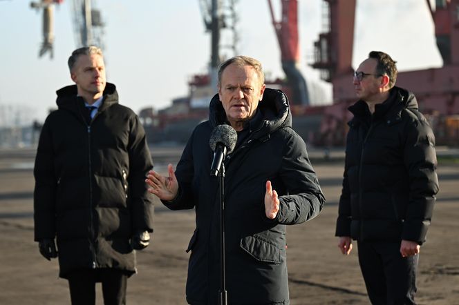 Donald Tusk i Dariusz Klimczak odwiedzili Port Gdańsk