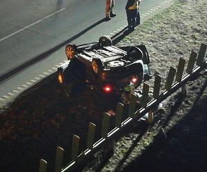 Dachowanie na S8. Jedna osoba trafiła do szpitala