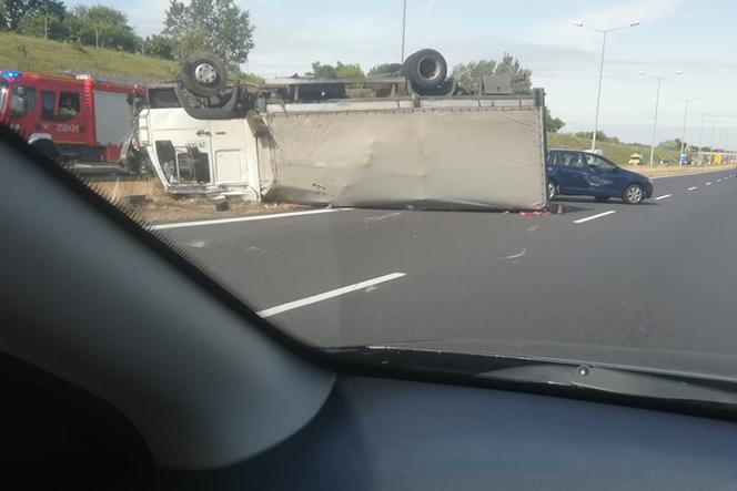 Poważny wypadek na A2