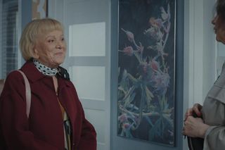 M jak miłość, odcinek 1816. Marysia (Małgorzata Pieńkowska), Kisielowa (Małgorzata Rożniatowska)