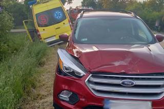 Wypadek z udziałem karetki w Nienadowej. Zderzyły się trzy samochody 