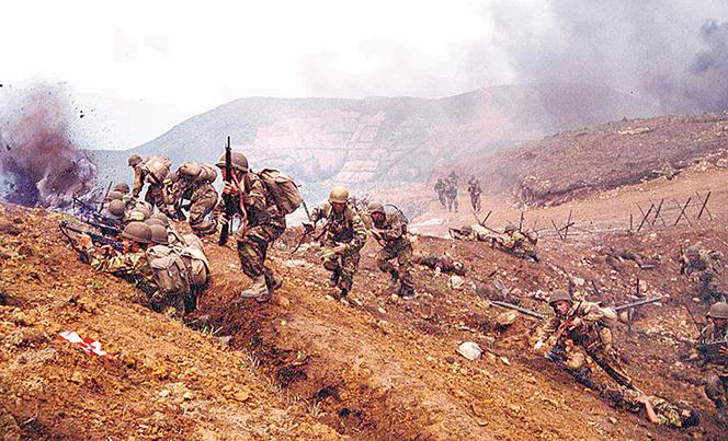 Wietnam wyrywa się ze szponów kolonializmu