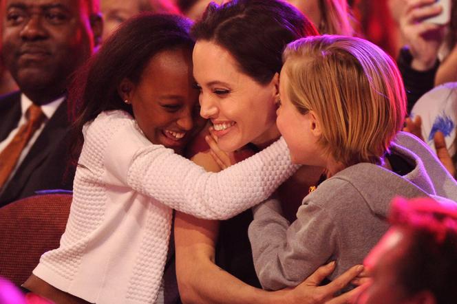 kids choice awards 2015 angelina jolie