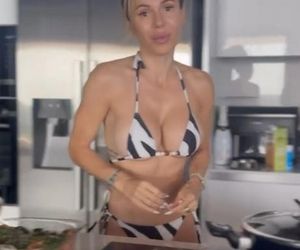 Pieskie wakacje Dody