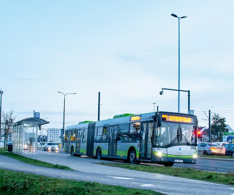 Jak pojedziemy autobusami i tramwajami w czasie świąt?