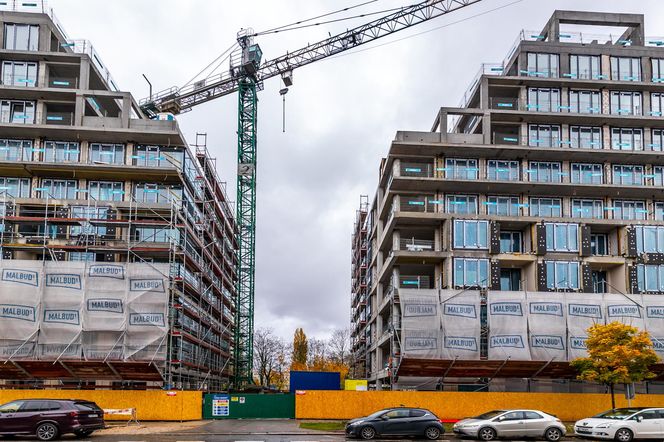 Budynek wielorodzinny przy ul. Mordechaja Anielewicza 15A w Warszawie