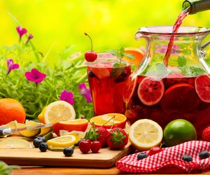 Domowa sangria owocowa - hiszpański sposób na ochłodę