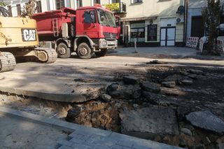 Remont ul. Piłsudskiego w Siedlcach, natrafiono na ciekawe znalezisko