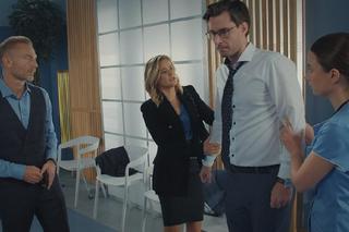 	M jak miłość odc. 1775. Rotkiewicz (Aleksandar Milicević), Andrzej Budzyński (Krystian Wieczorek), Julia (Marta Chodorowska)