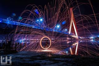 Steel wool photography. Tak maluje się ogniem!