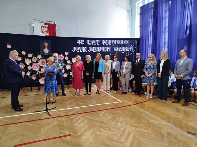 Uroczystość jubileuszowa w siedleckiej "Dziesiątce" była okazją do wspomnień