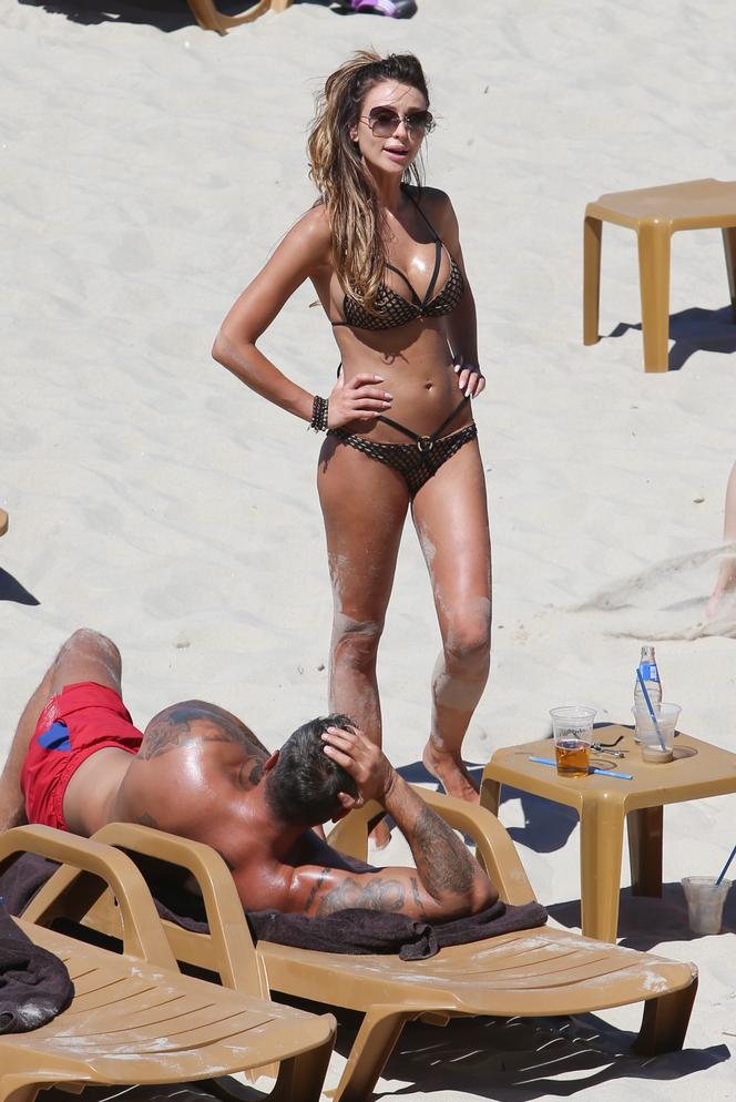 Ciągle ma coś w ustach