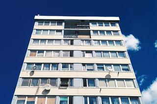 Ewakuacja Trzonolinowca. Mieszkańcy muszą się wyprowadzić. Budynek zostanie wyburzony?