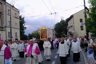 Łzy na twarzy Maryi. Wierni uczcili 75 rocznicę Cudu Lubelskiego