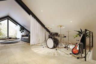 Antresola to pomysłowy sposób na piękne wnętrze - stworzy niepowtarzalny klimat. Zdjęcia