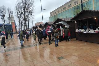 Konkurs na najładniej ubraną choinkę podczas jarmarku świątecznego w Radomiu